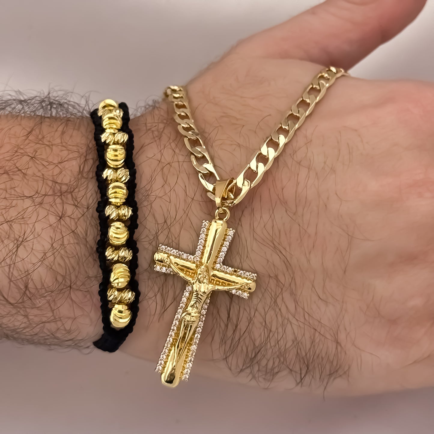 Cadena Tejido Cubana de Hombre de 60cm de 5mm de Grosor + Cruz Cristo Madero con Micro Circones Cristales + Pulseras Balin Italiano de 6mm y 4mm en Oro Laminado 18k con Garantia de por vida