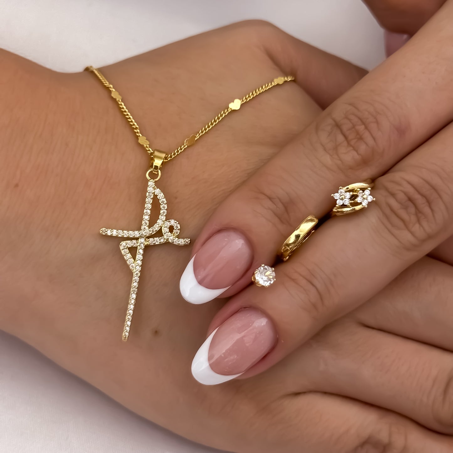 Cadena Tejido Cubana de Dama de 45cm + Dije de Fe con Micro Circones Cristales + Duo de Candongas con Micro Circones en Oro Laminado 18k con Garantia de por vida