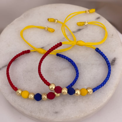 Promocion de 2 Pulseras Para Parejas  de Seleccion Colombia  en Balin Diamantado de 6mm en Oro Laminado 18k con Garantia de por vida