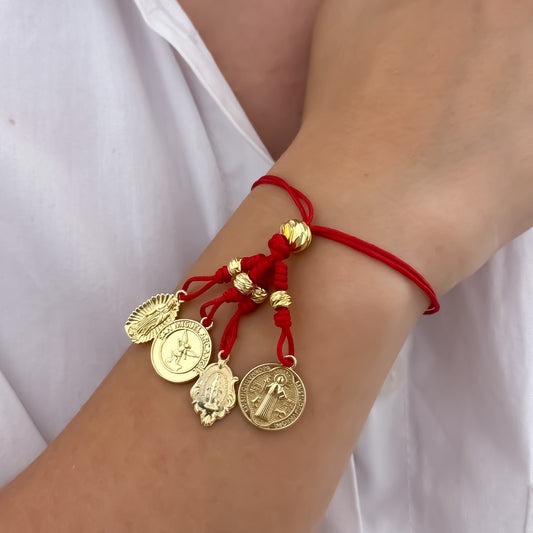 Pulsera en Hilo Rojo de Protección Divina 4 Poderes Edición Semana Santa en Oro Laminado 18k con Garantia de por vida mismo color de oro de 18k