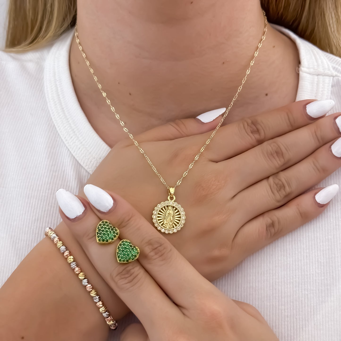 Cadena Tejido Crispeta + Virgen de Guadalupe Redonda + Topos Verde ESMERALDA + de 3 Oros en balin italiano en Oro Laminado 18k con Garantía de por vida