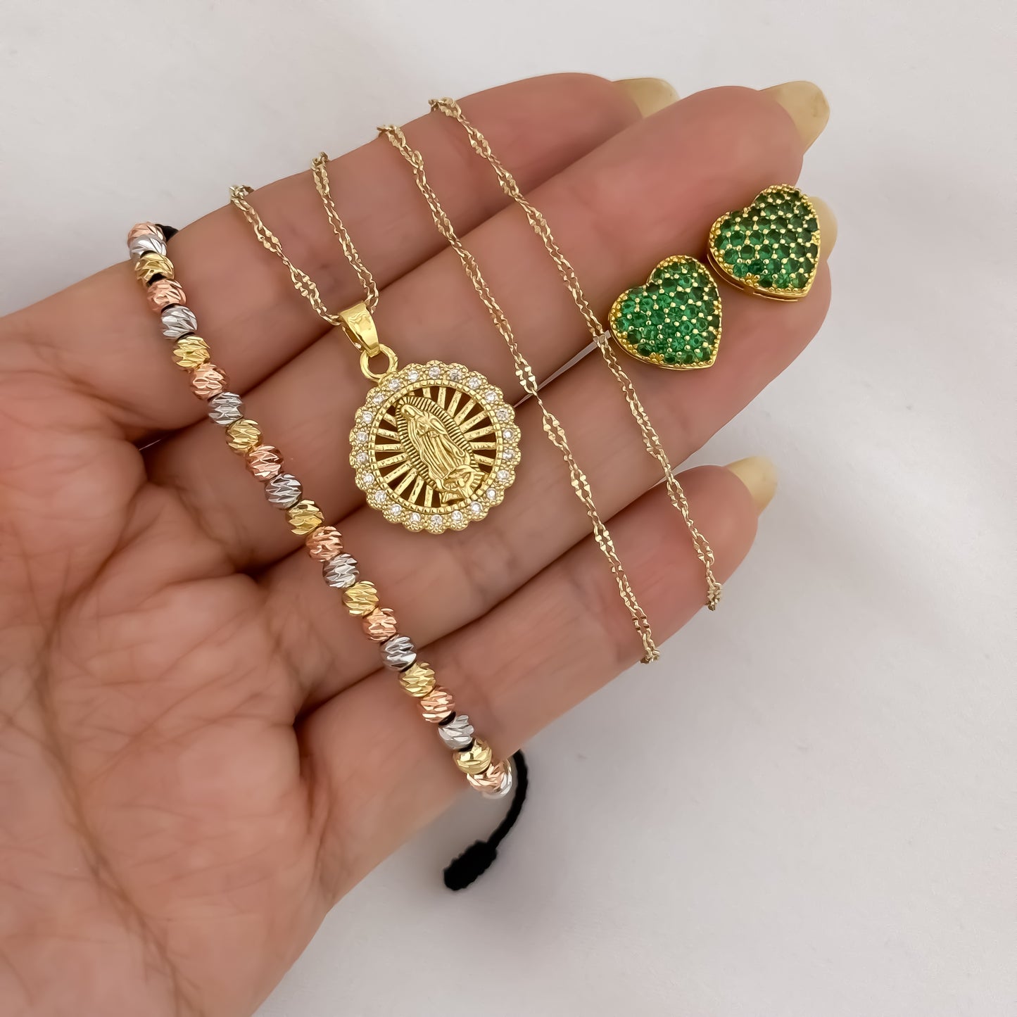 Cadena Tejido Crispeta + Virgen de Guadalupe Redonda + Topos Verde ESMERALDA + de 3 Oros en balin italiano en Oro Laminado 18k con Garantía de por vida