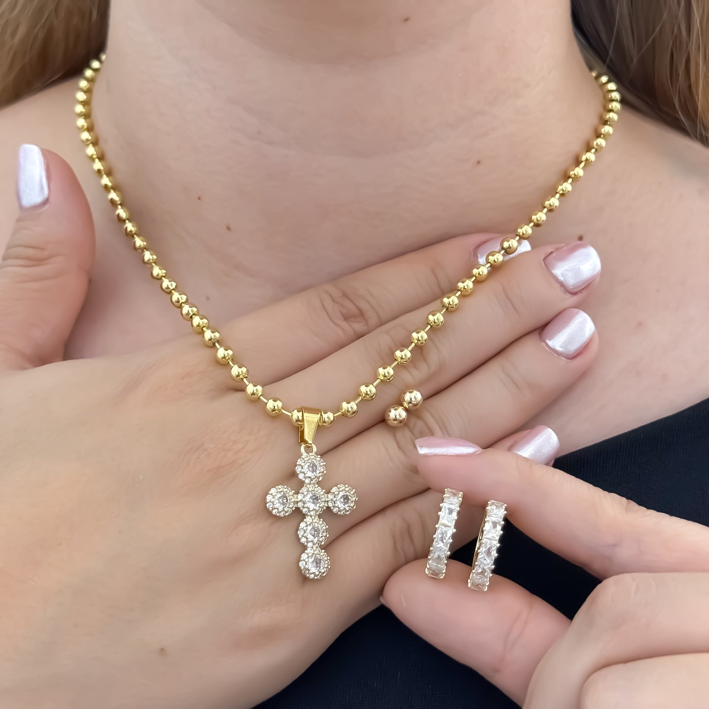 Cadena Tejido Militar de Dama de 45cm + Cruz con Micro circones + Candongas Micro circones Cristales + Topo Balin de 5mm en Oro Laminado 18k con Garantia de por vida