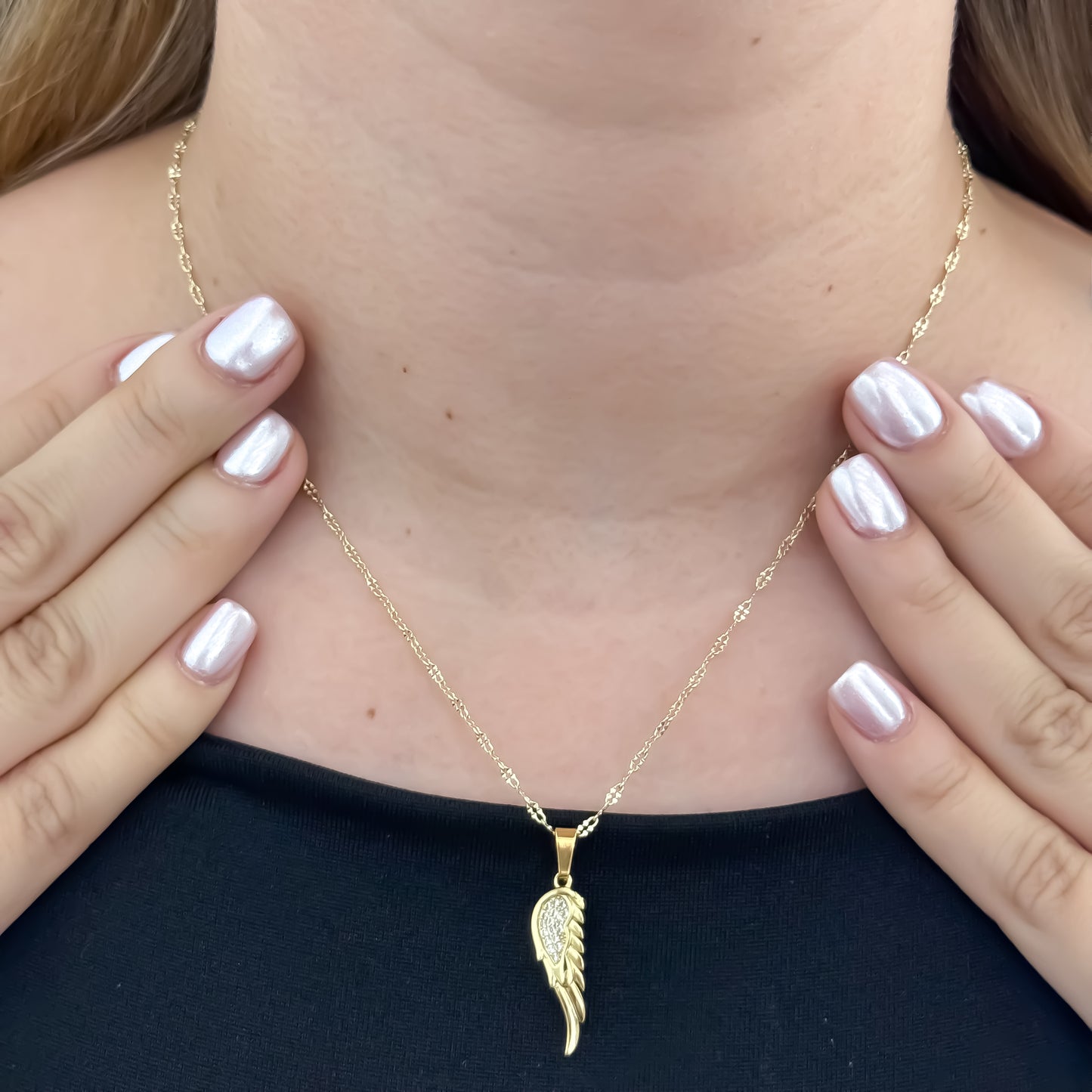 Cadena Tejido Crispeta  Diamantada de 45cm + Dije de ALA con Micro circones en Oro Laminado 18k con Garantia de por vida