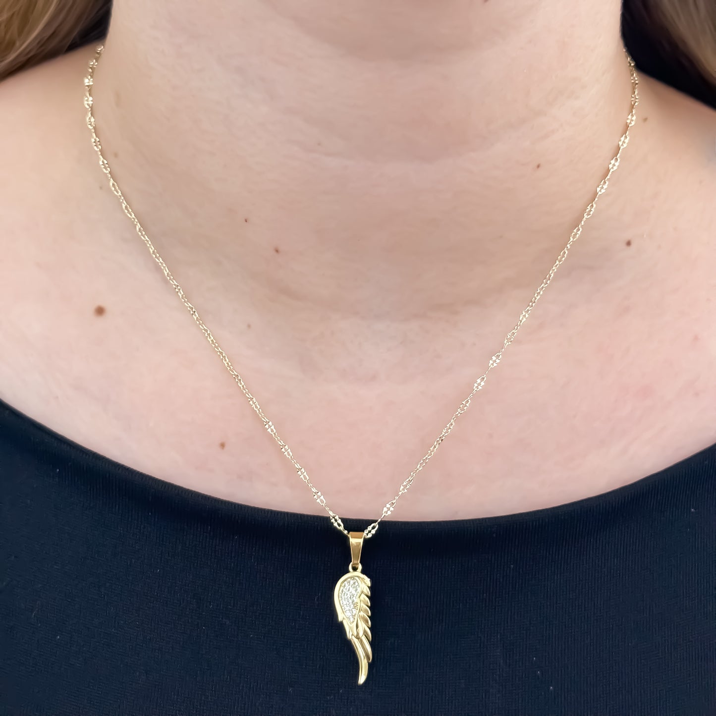 Cadena Tejido Crispeta  Diamantada de 45cm + Dije de ALA con Micro circones en Oro Laminado 18k con Garantia de por vida