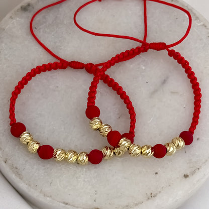 Promocion de Par de Pulseras con Hilo Rojo de Unión y Conexión con Balin italiano 6mm en Oro Laminado 18k