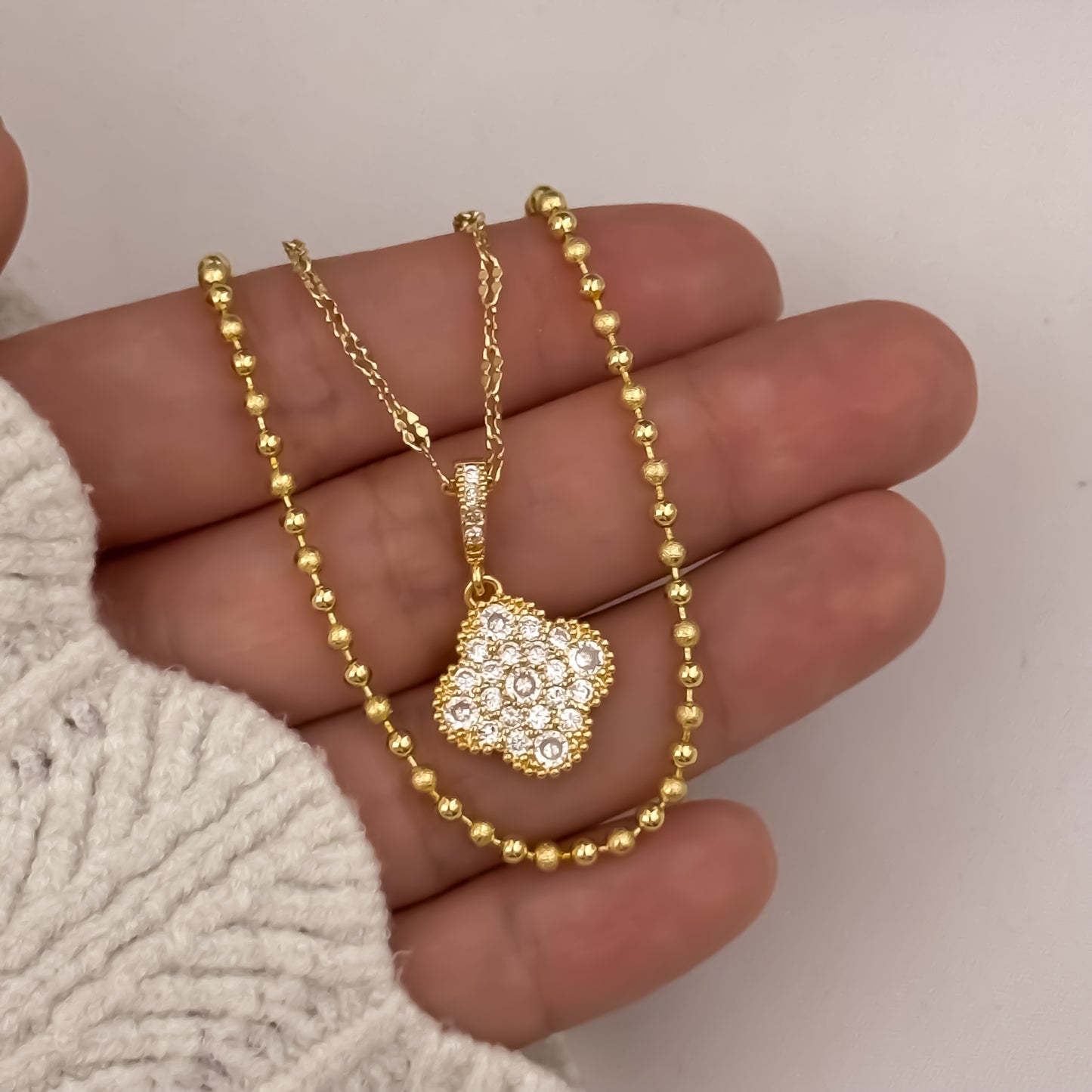 Set de Choker  Cadenas para Dama Tejido Crispeta de 40cm + Dije de Van Cleef con Micro Circones Cirstales + Cadena Militar de Dama Diamantado en Oro Laminado 18k con Garantia de por vida