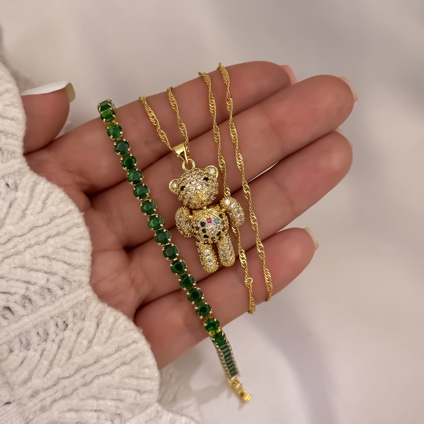 Cadena Tejido Singapur de Dama de 45cm de 2mm + Oso Articulado con Micro circones Cristales + Pulsera Tennis Verde en Oro Laminado 18k con Garantia de por vida
