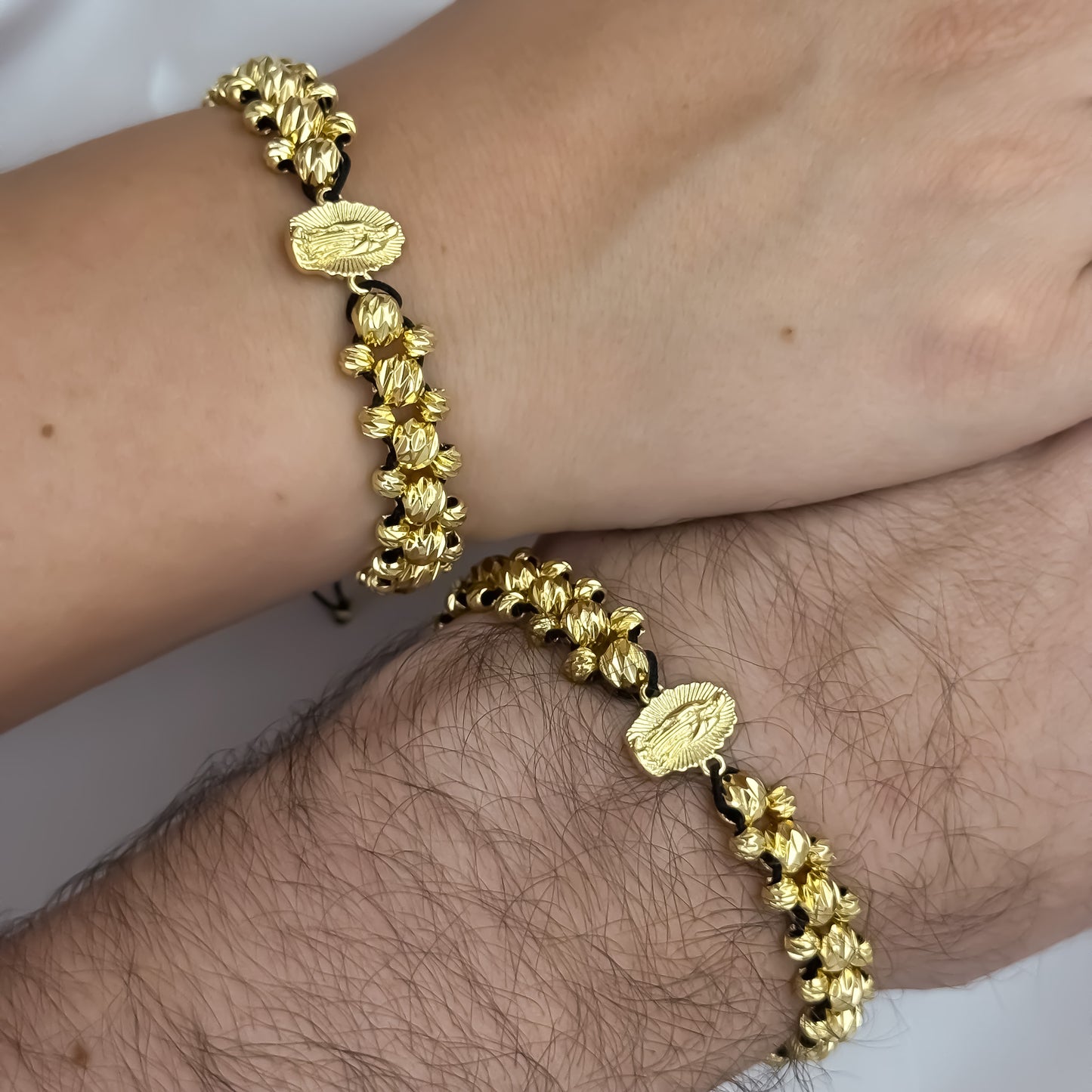 Promoción de 2 Pulseras para Parejas Doble Carril  en Balin Italiano de 6mm con Amuleto protector de Virgen de Guadalupe