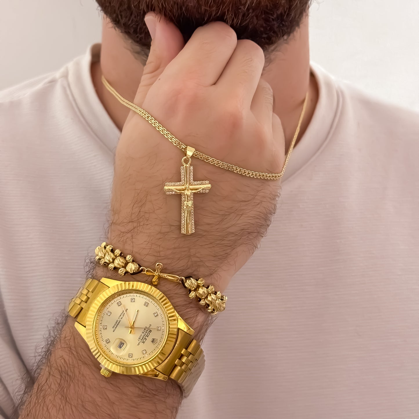 Cadena Tejido Chino de Hombre de 60cm de 3mm + Cruz Cristo Madero + Pulsera Cruz de Tres Carriles en Oro Laminado 18k  + Reloj Rolex 1.1