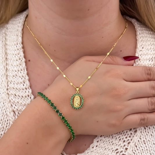 Cadena Tejido Cubana de Dama de 45cm + Virgen de Guadalupe Esmeralda + Pulsera Tennis Verde Esmeralda en Oro Laminado 18k con Garantia de por vida