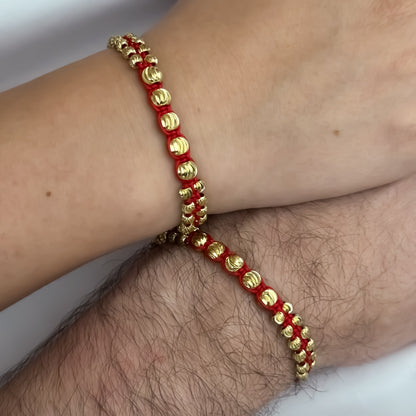 Promoción de 2 Brazales para Parejas Hilo Rojo en Balin Italiano de 6mm & 4mm Inquebrantable en en Oro Laminado 18k con Garantia de por vida