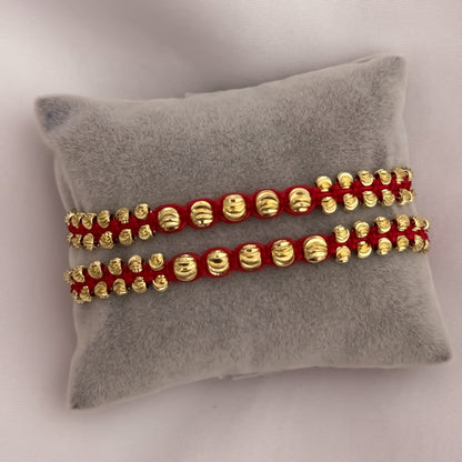 Promoción de 2 Brazales para Parejas Hilo Rojo en Balin Italiano de 6mm & 4mm Inquebrantable en en Oro Laminado 18k con Garantia de por vida