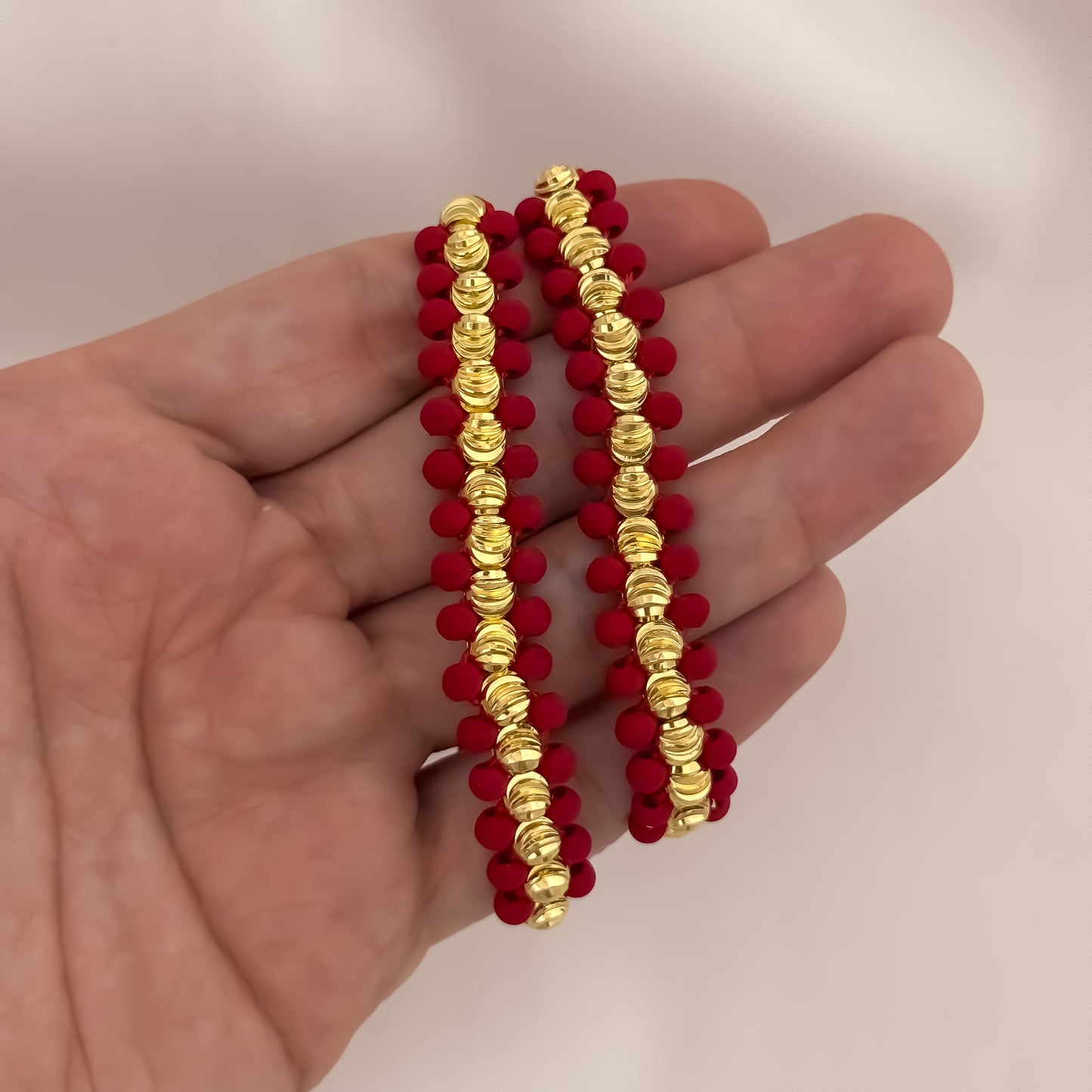 Promoción de 2 Pulseras para Parejas Hilo Rojo en Balin Italiano de 4mm en en Oro Laminado 18k con Garantia de por vida