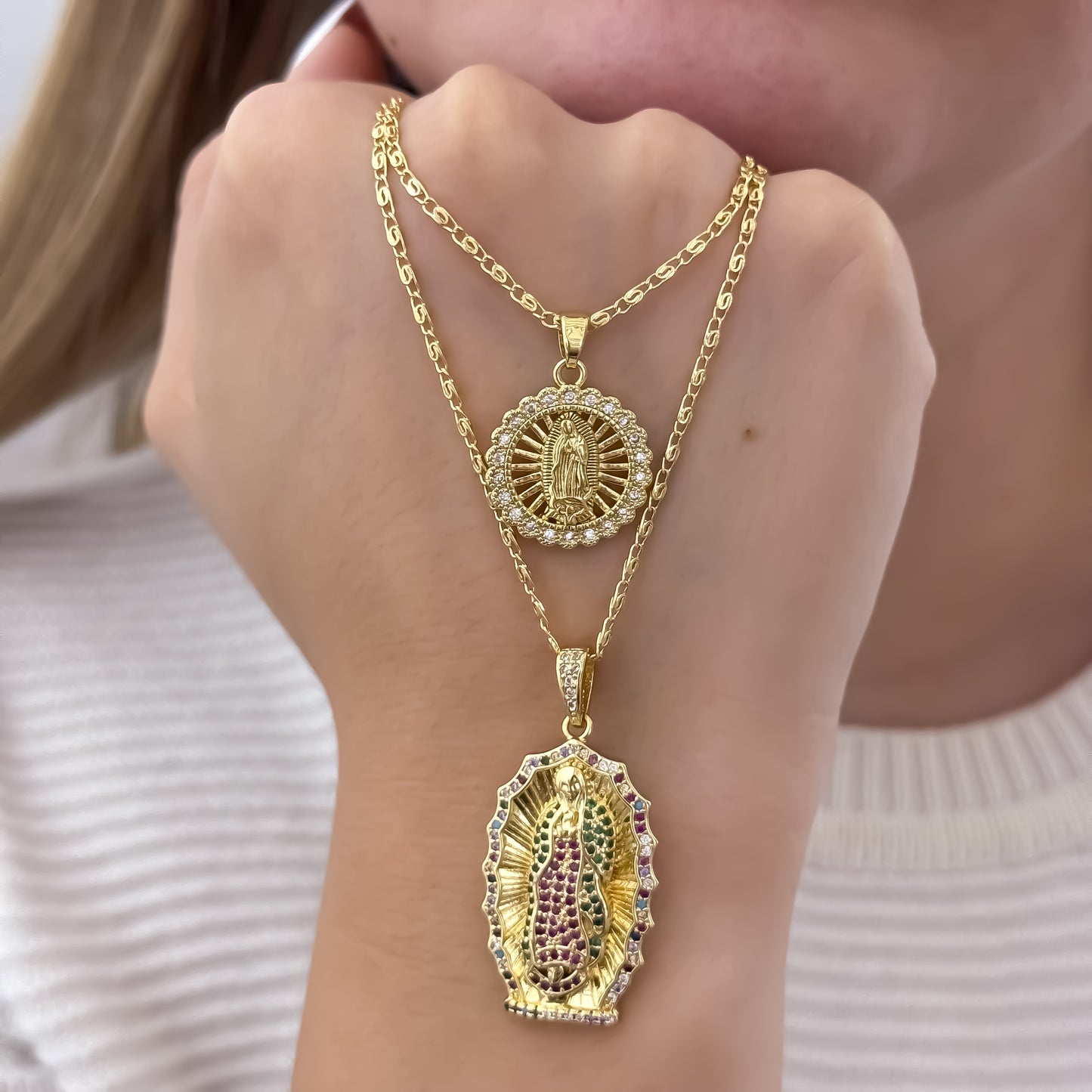 Promocion de Amor y Amistad Cadenas para Parejas de Hombre 60cm y Dama 45cm con Dije de  Virgen de Guadalupe  en Oro Laminado 18k con Garantia de por vida