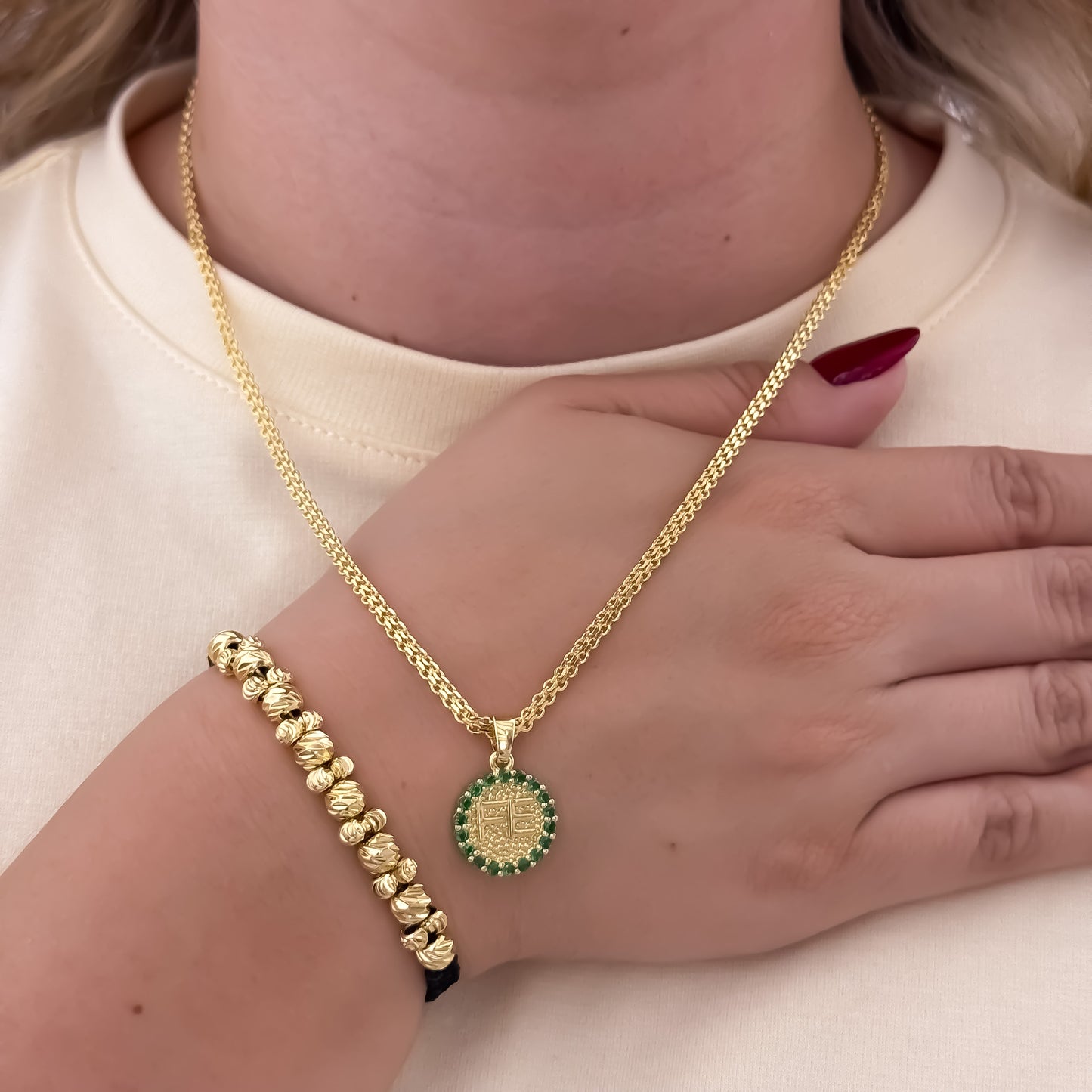 Cadena Tejido Chino de Dama de 45cm de 3mm + Dije de Fe con Micro Circones Verde Esmeralda + Pulsera Doble Carril Balin Italiano e 4mm en Oro Laminado 18k