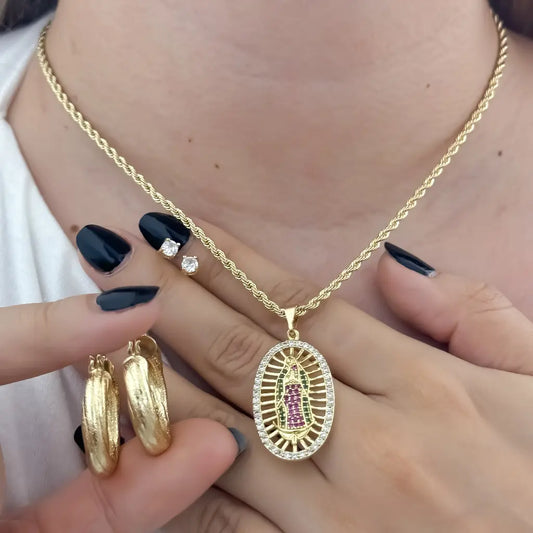 Cadena Tejido Lazo de Dama de 45cm de 3mm de Grosor + Virgen Guadalupe + Topo con micro circones  + Candongas Tubular en Oro Laminado 18k con Garantia de por vida
