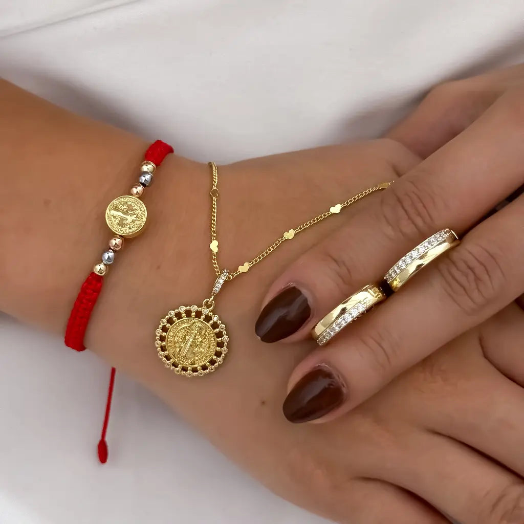Juego de Cadena Cubana Corazon + Amuleto de San Benito Protección  + Pulsera de 3 oros con Herraje de San Benito + Candongas con micro circones en Oro Laminado 18k con Garantia de por vida