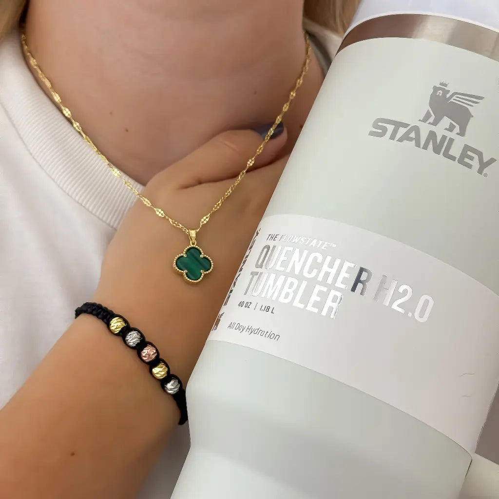 Cadena Tejido Crispeta 45cm + Trebol Verde de la buena Suerte + Pulsera Balin 4mm Balin Italiano de 3 Oros  en Oro Laminado 18k con Garantia + Obsequio Termo Stanley