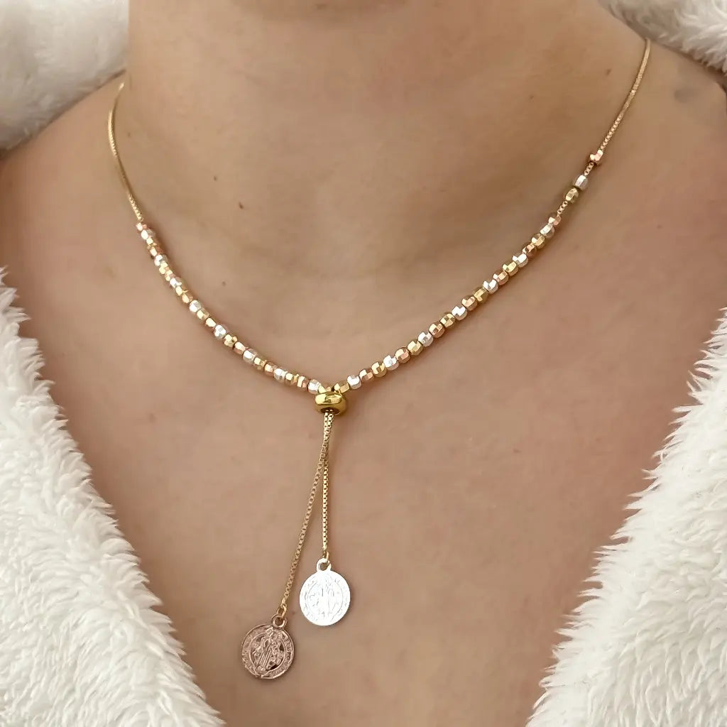Choker de 3 Oros Balin Diamantado de San Benito Protección el Amuleto Perfecto en Baño de Oro de 14k